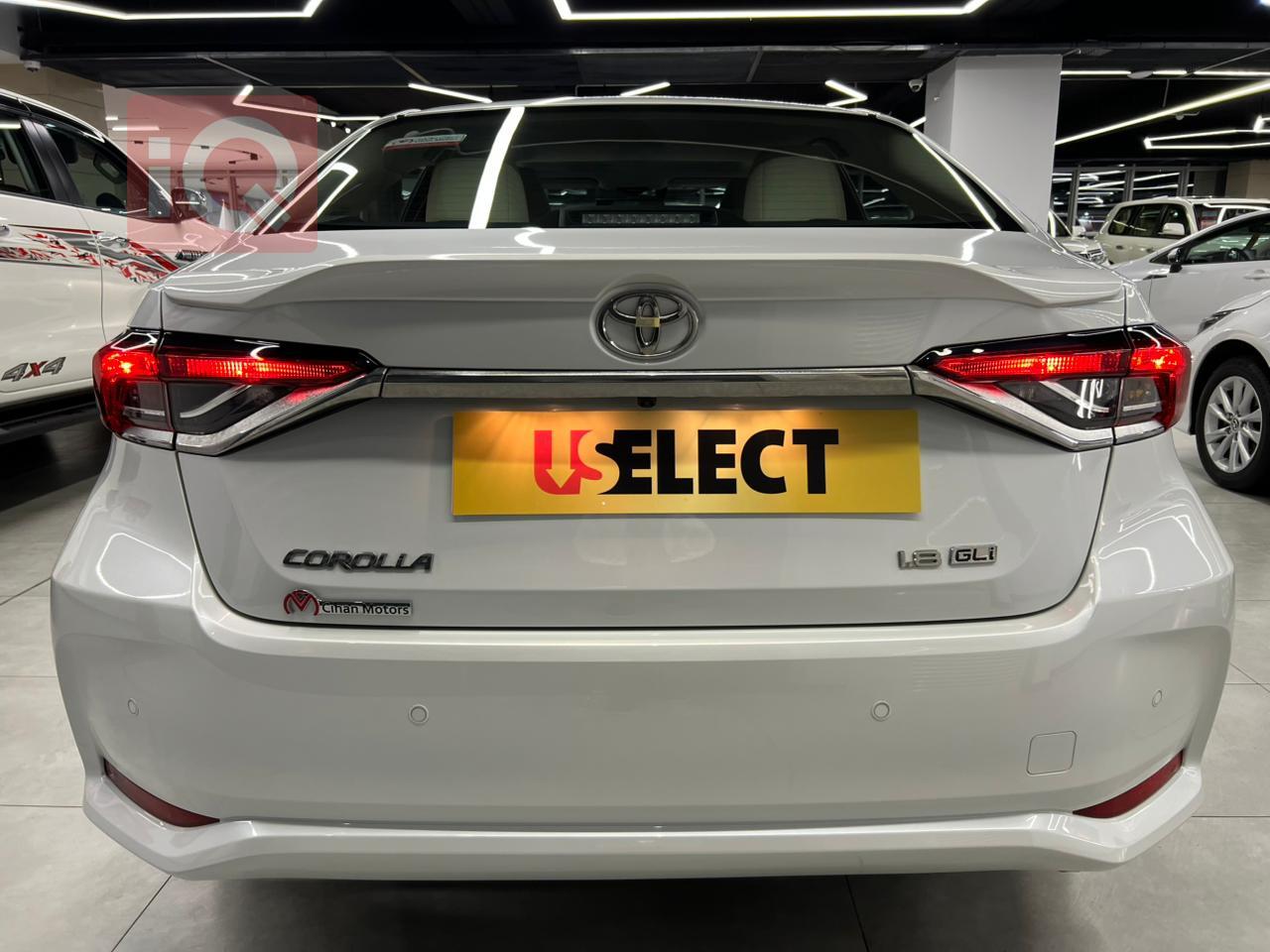 تۆیۆتا کۆرۆلا